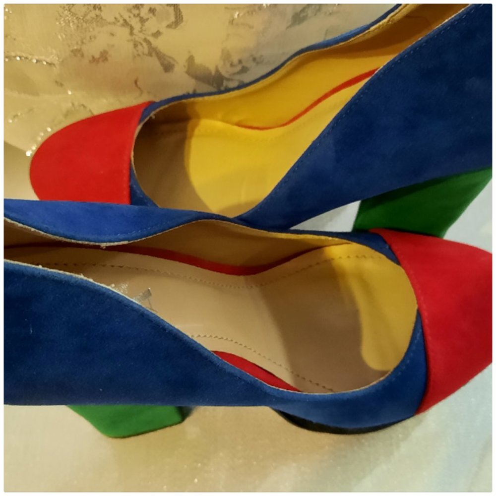 ALBA MULTICOLOR PLATFORM